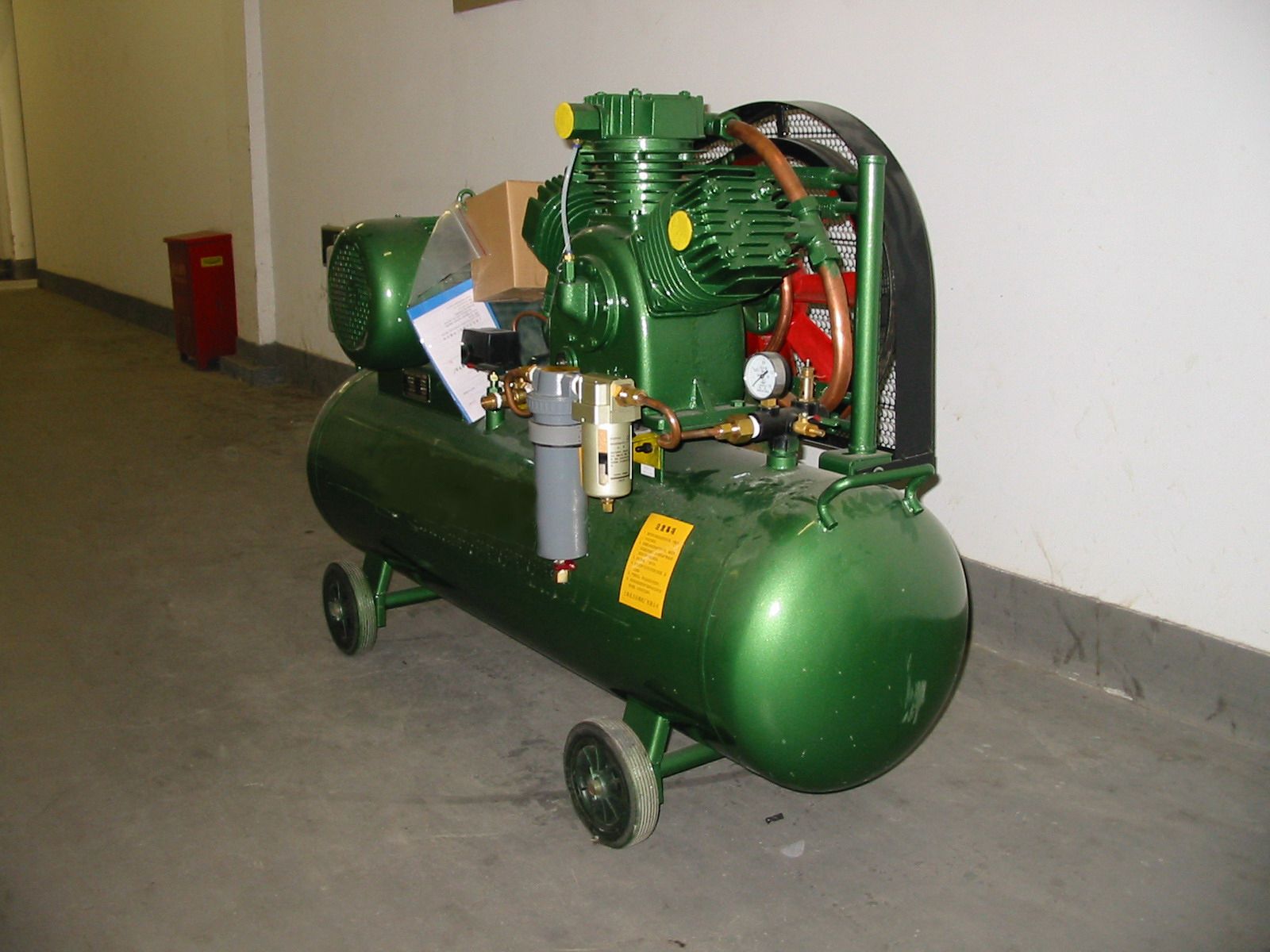 W-0.7/30空氣壓縮機(jī) 0.7m3/min 3MPA